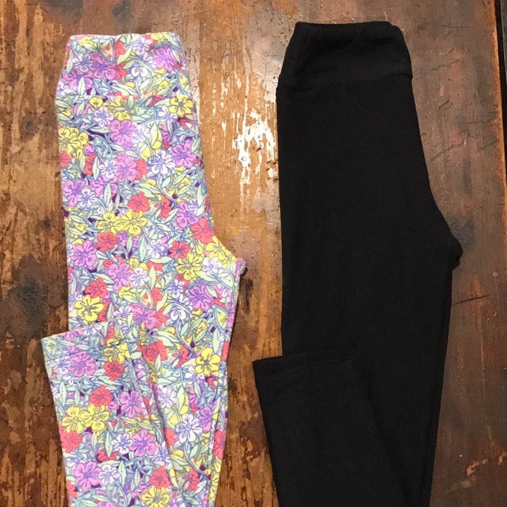 Girl’s Lularoe leggings